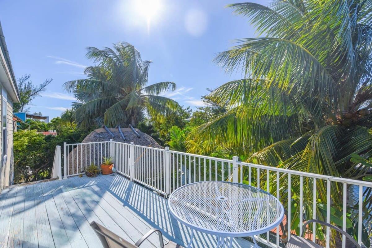 Loggerhead Lagoon - Modern Waterfront Home Pirates Cove Exteriör bild