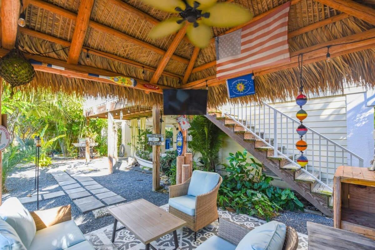 Loggerhead Lagoon - Modern Waterfront Home Pirates Cove Exteriör bild