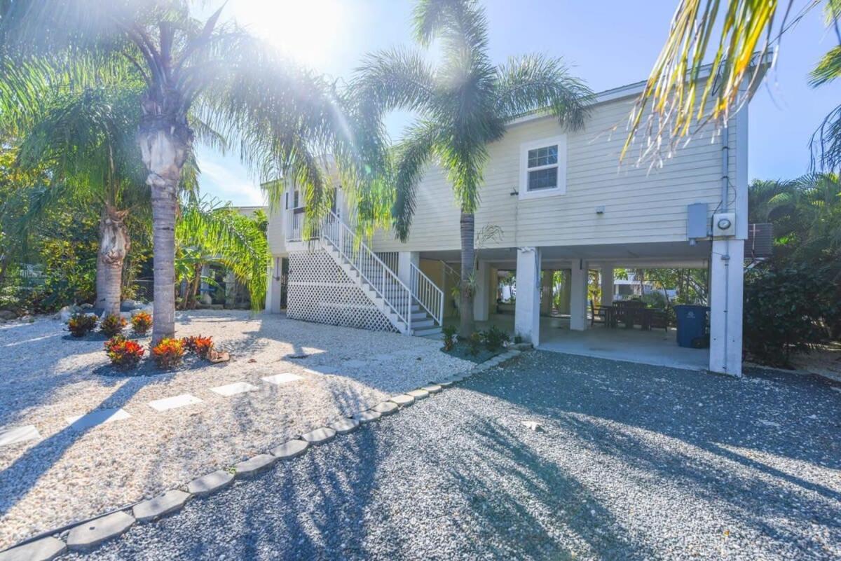 Loggerhead Lagoon - Modern Waterfront Home Pirates Cove Exteriör bild